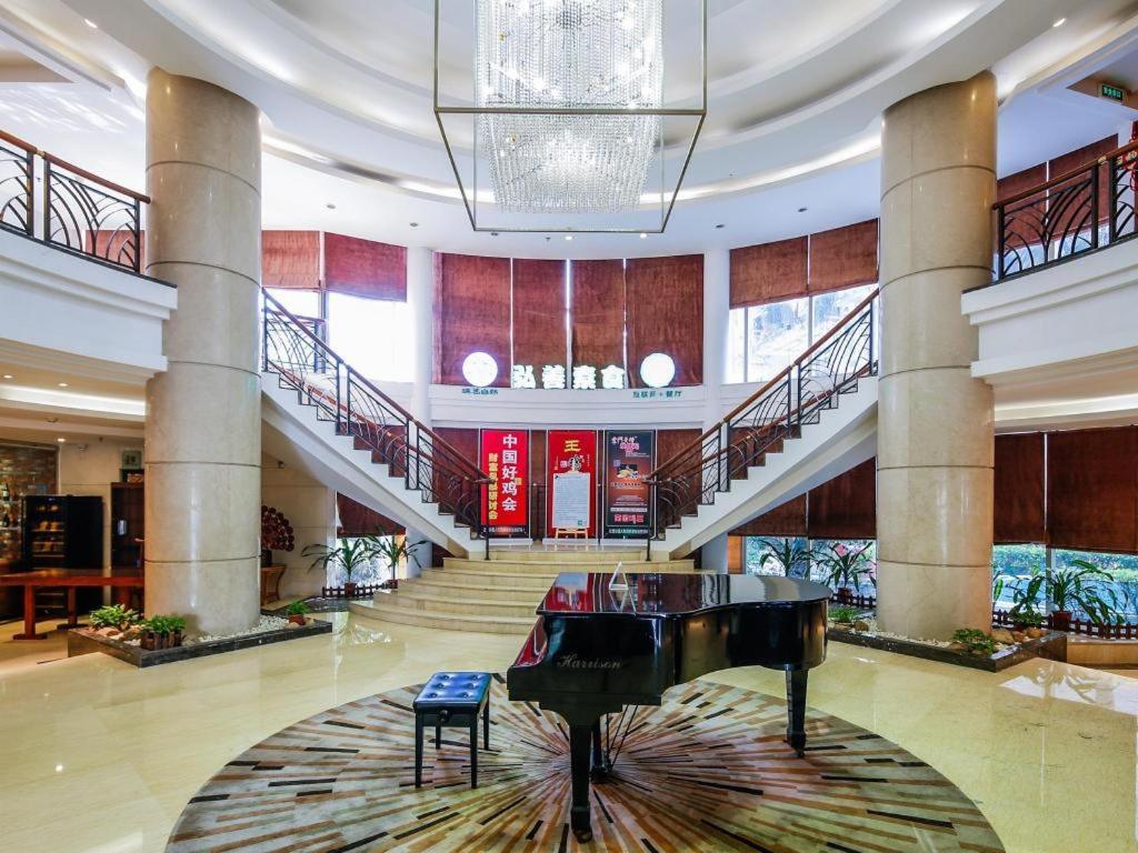 Poly Hotel Guangzhou Bagian luar foto